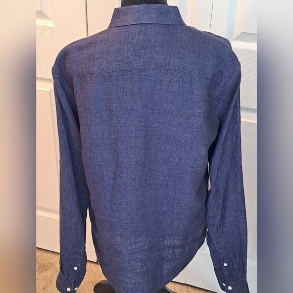 Banana Republic 100% Linen Navy Blue Untucked Shirt - Picture 3 of 9